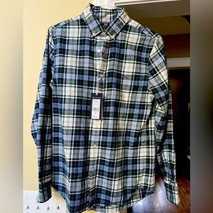 NWT Mens Vineyard Vines slim fit tucker shirt. Size small